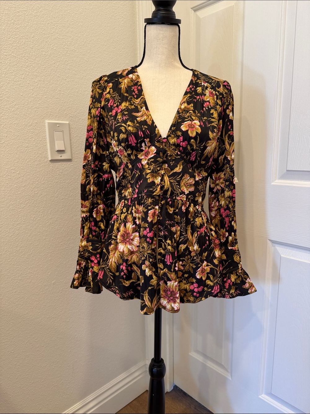 Anthropologie Black Floral V-Neck Peplum Blouse